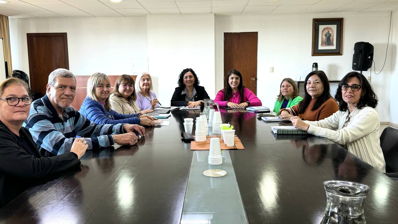 8d1b2aba-e067-4233-8171-1236099acaff-1