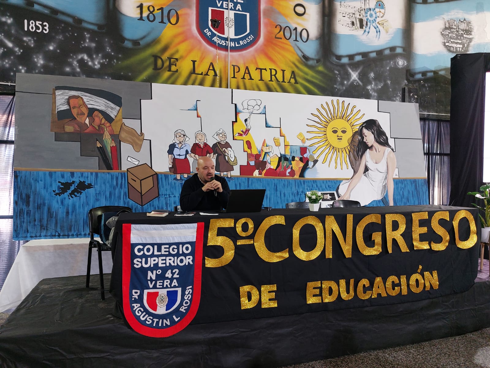 4e8d537b-e797-4527-a853-1af74d3b9489