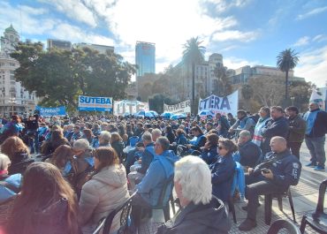 22/05 AMSAFE PARTICIPÓ DEL CABILDO ABIERTO EN DEFENSA DE LA EDUCACIÓN PÚBLICA, LAS UNIVERSIDADES Y LA CIENCIA