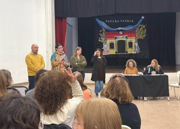 IRIONDO: RODRIGO ALONSO PARTICIPÓ DEL CONVERSATORIO “LEER Y ESCRIBIR. POSTALES, POSTAS Y POSTURAS ESPINOSAS” EN CAÑADA DE GÓMEZ