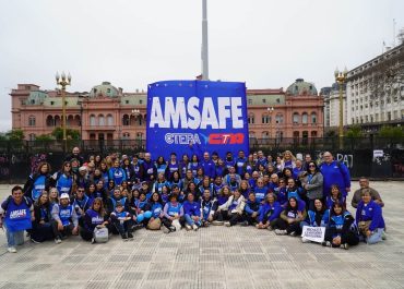 #3A PARO NACIONAL: AMSAFE PARTICIPÓ DE LA MASIVA MOVILIZACIÓN NACIONAL EN DEFENSA DE LA EDUCACIÓN PÚBLICA