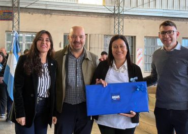 LA CAPITAL: EL SECRETARIO GENERAL, RODRIGO ALONSO, PARTICIPÓ DE LOS 100 AÑOS DE LA ESCUELA N.º 140 “PROFESOR MARCELINO MARTÍNEZ” DE SANTO TOMÉ