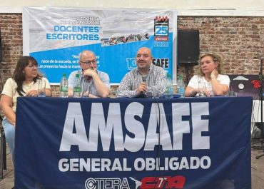 GENERAL OBLIGADO: RODRIGO ALONSO PARTICIPÓ DE LA SEGUNDA FERIA DEL LIBRO DE DOCENTES ESCRITORES EN RECONQUISTA