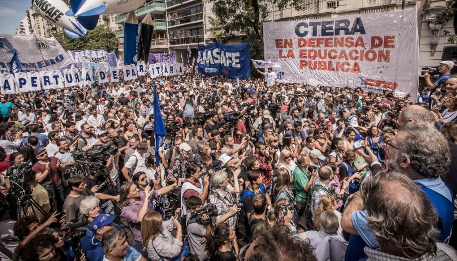 8f3e3c616d91a831ec66aed0a5288dd7 XL